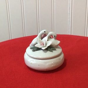 Small Porcelain Swan Box